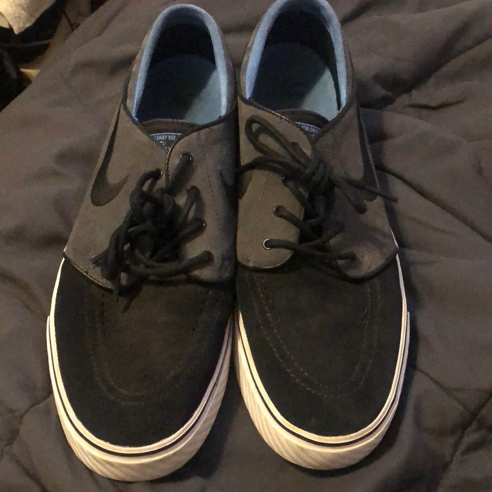 Nike janowski